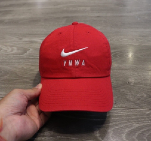 cong nike YNWA đỏ logo trắng