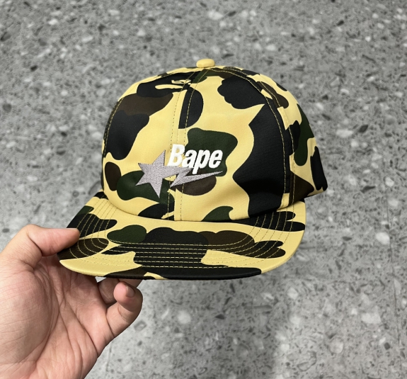 Nón Form Mềm Bape Camo Vàng
