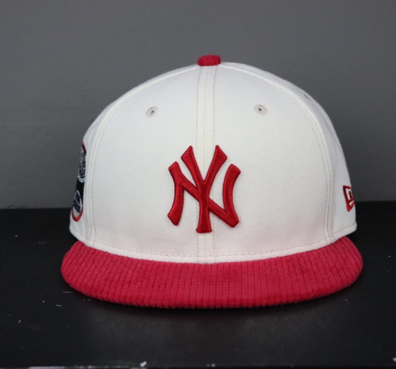 Nón Fitted Hat Club NY Trắng Đỏ 7 3/8