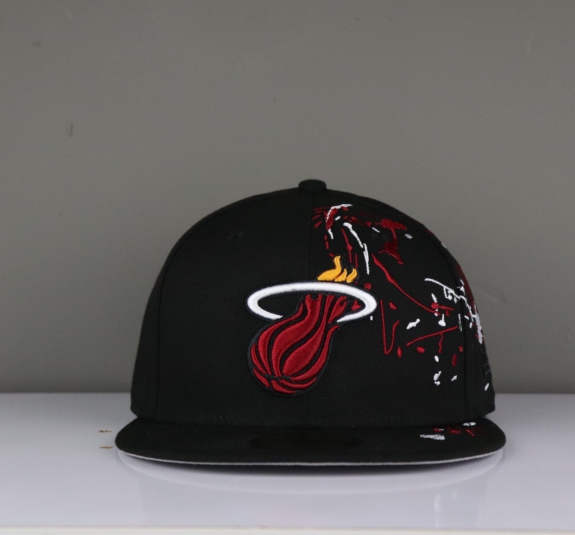 NÓN NEW ERA 59 FITTY MIAMI HEAT VẢY SƠN