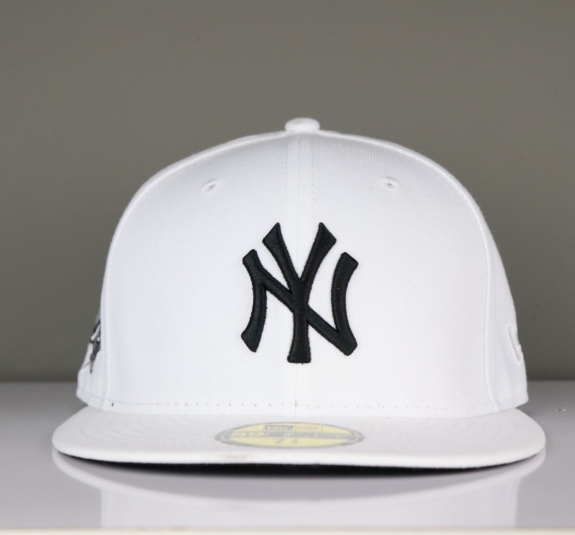 NÓN NEW ERA 59 FITTY NY TRẮNG SIDE PATCH