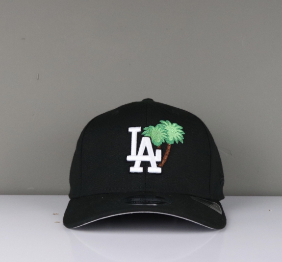 NÓN SNAPBACK LA CÂY DỪA ĐEN