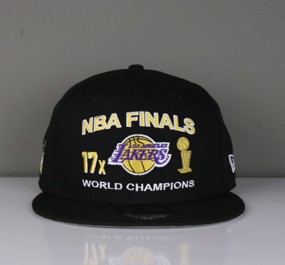 NÓN SNAPBACK LAKERS SIDEPATCH