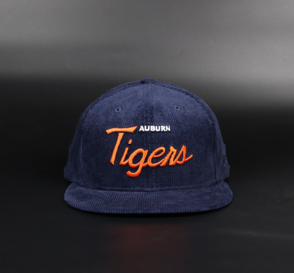 NÓN SNAPBACK TIGERS XANH ĐEN NHUNG TĂM